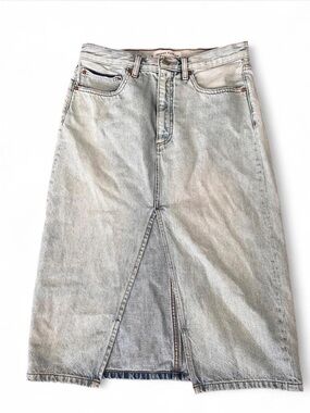 Denim Forum Aritzia The '90s Halle Denim Midi Skirt Light Wash Size 30